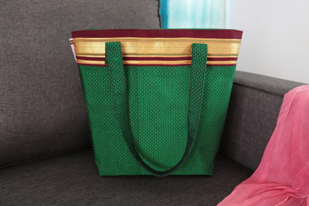 Jhola/Cloth Bag/Handmade Bag - Green-Red comb - Paharizones