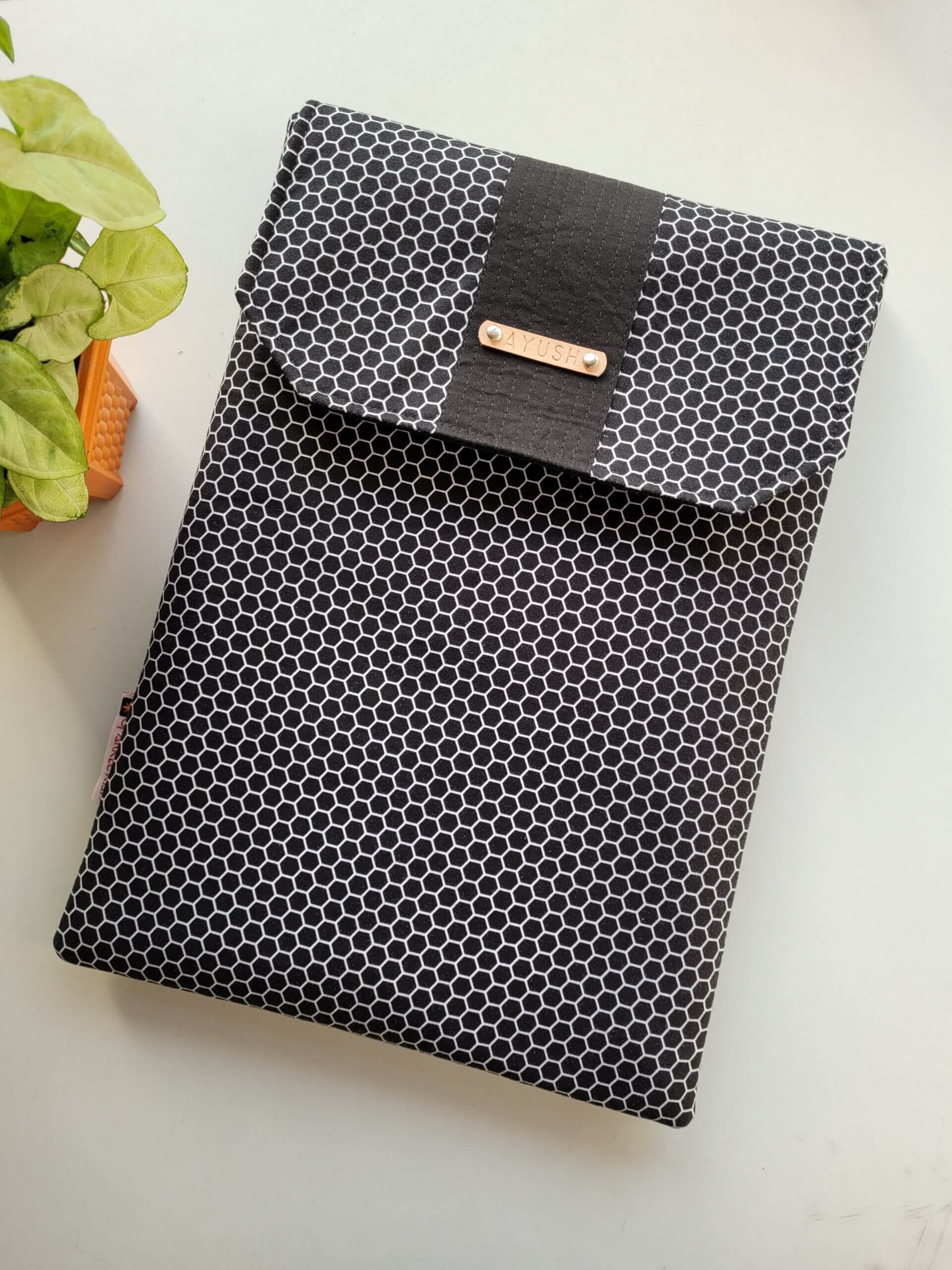 Black Honeycomb Laptop Sleeve