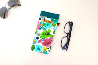 Green Floral Padded Sunglasses Pouch